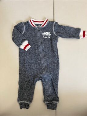 Roots Gray Heather Zip-Front Baby Footie with Red-Trim